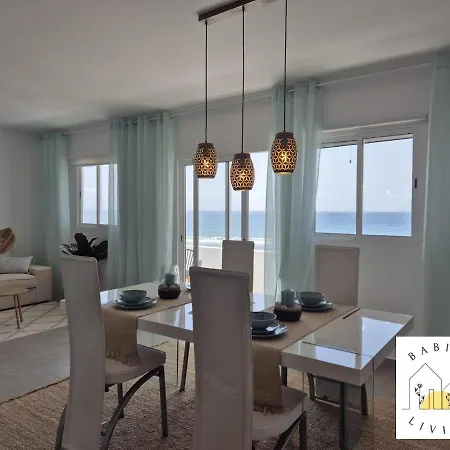 Frente Mar Relax By Babiniliving アパート